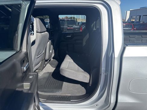 Used 2022 Chevrolet Silverado 1500 LT image 31