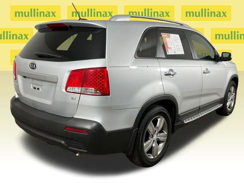 Used 2013 Kia Sorento EX image 4