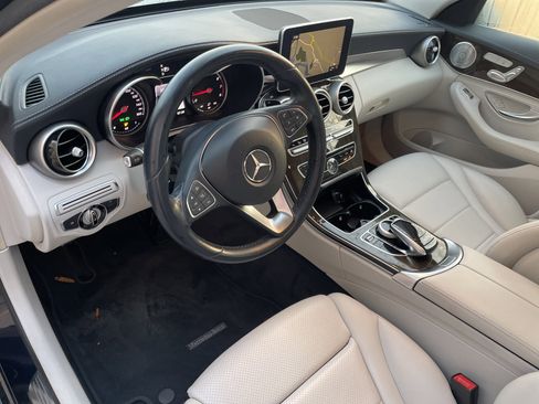 Used 2015 Mercedes-Benz C 300 4MATIC Sedan image 17
