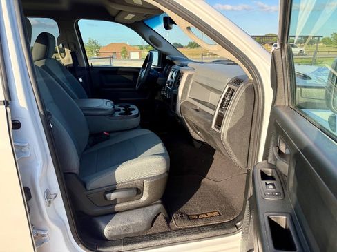 Used 2018 RAM 1500 Tradesman w/ Popular Equipment Group RWD image 12