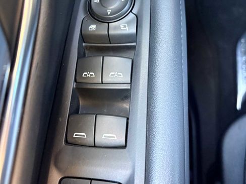 Used 2023 Chevrolet Tahoe LT w/ LT Signature Package image 33