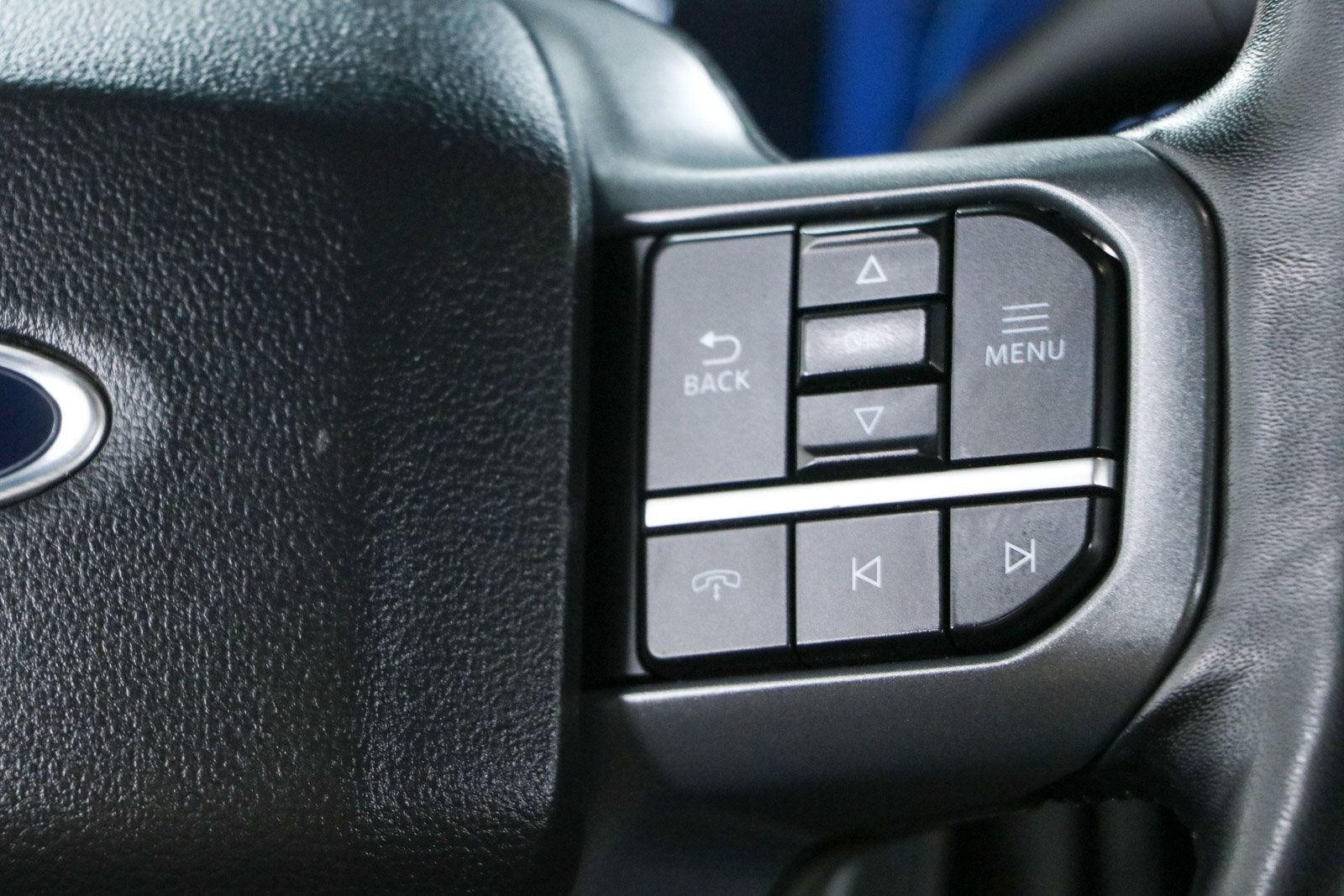 Used 2024 Ford F250 Lariat w/ Black Appearance Package AWD/4WD image 15