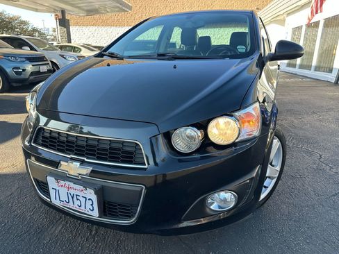 Used 2015 Chevrolet Sonic LTZ image 3