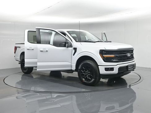 New 2026 Ford F150 XLT w/ Equipment Group 302A MID image 32