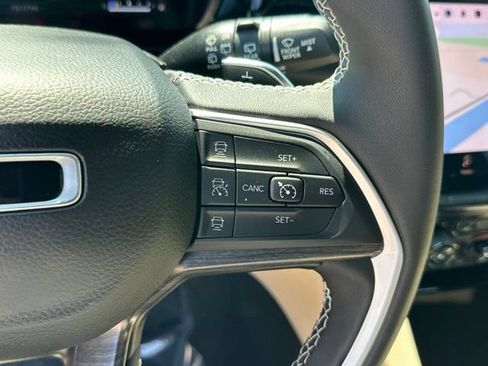 Used 2024 Jeep Grand Cherokee Limited 4xe AWD/4WD image 6