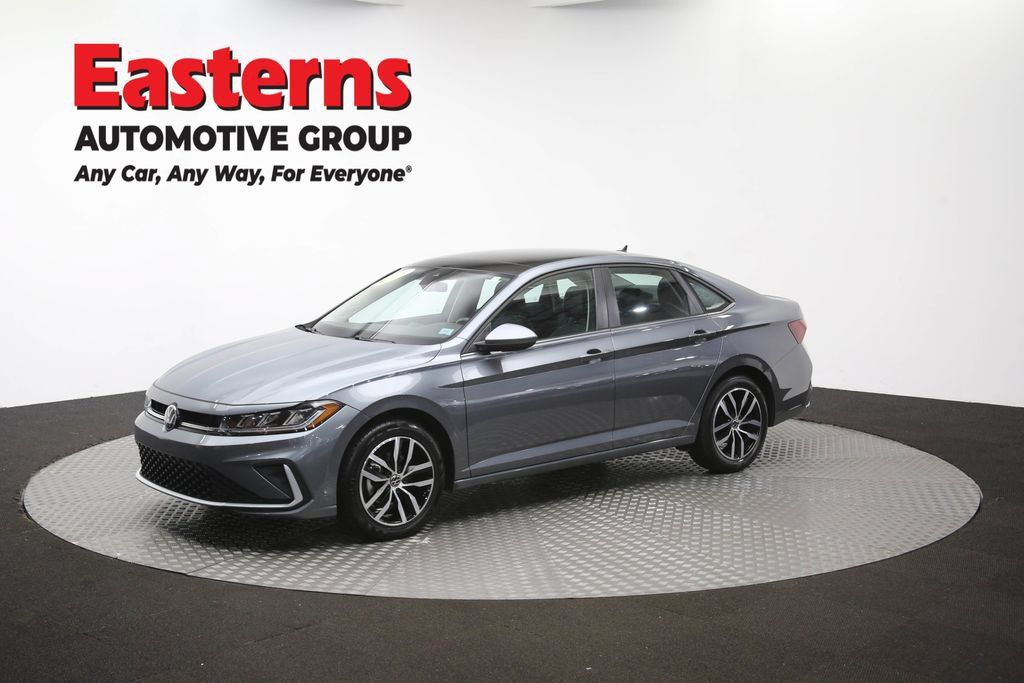 Used 2025 Volkswagen Jetta SE FWD image 55