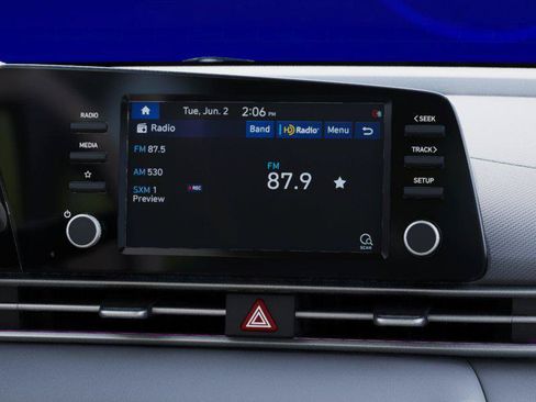 Certified 2026 Hyundai Elantra SE FWD image 13