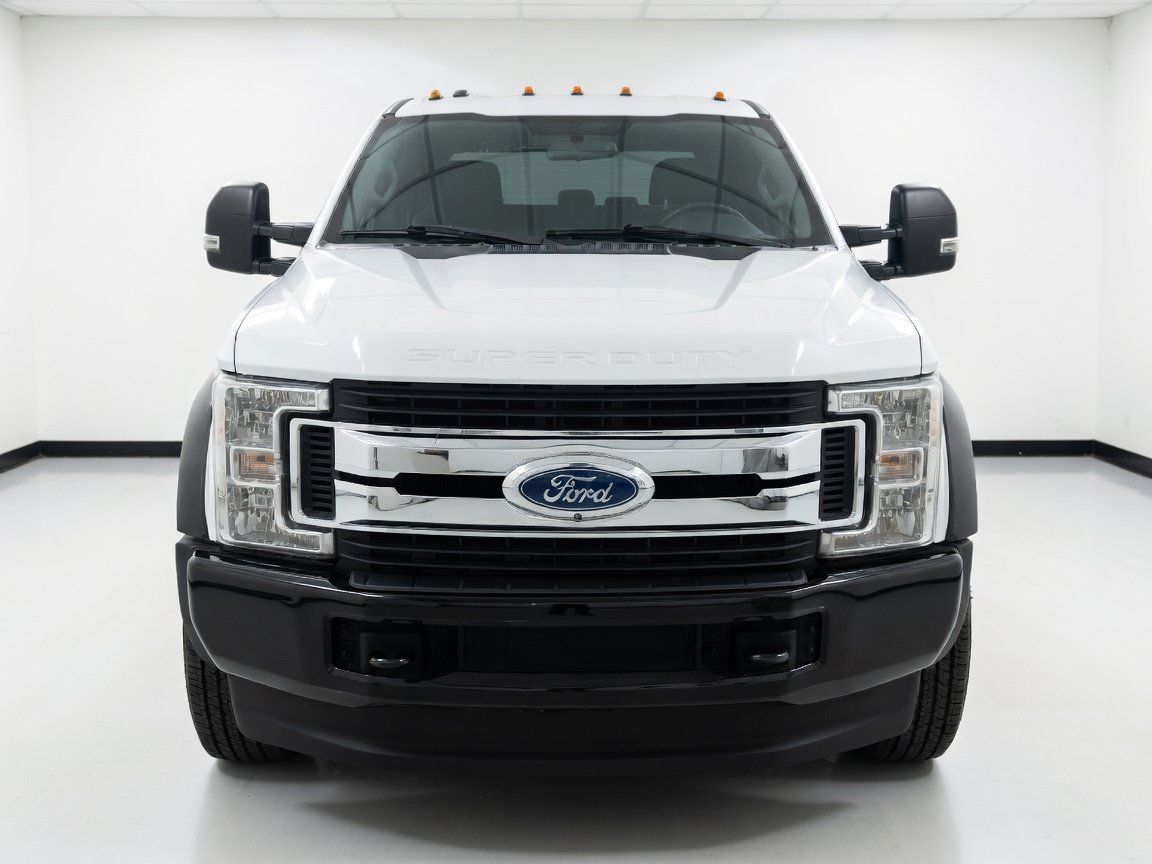 Used 2019 Ford F450 XL w/ STX Appearance Package AWD/4WD image 2