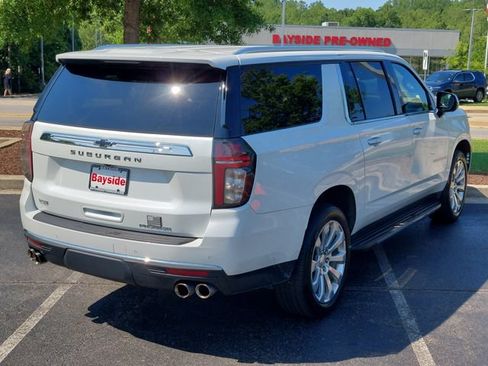 Used 2022 Chevrolet Suburban Premier AWD/4WD image 26