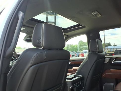 New 2026 GMC Sierra 1500 Denali Ultimate AWD/4WD image 16