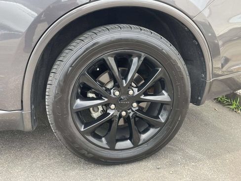 Used 2017 Dodge Durango R/T w/ Trailer Tow Group IV RWD image 3