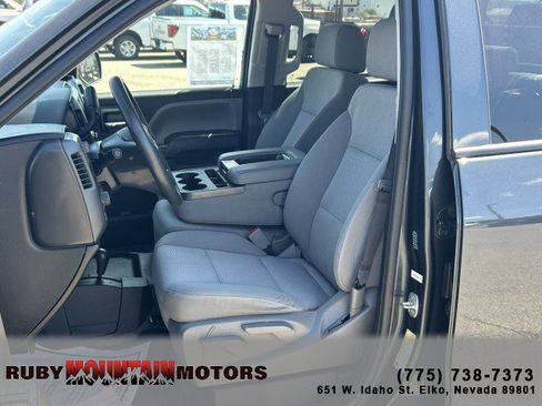 Used 2018 Chevrolet Silverado 1500 W/T w/ Trailering Package AWD/4WD image 11