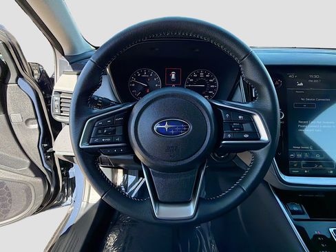Used 2025 Subaru Outback Premium w/ Popular Package #1A AWD/4WD image 39