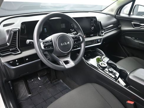 Certified 2023 Kia Sportage LX image 13