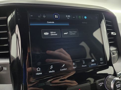 Used 2024 RAM 1500 Laramie image 41