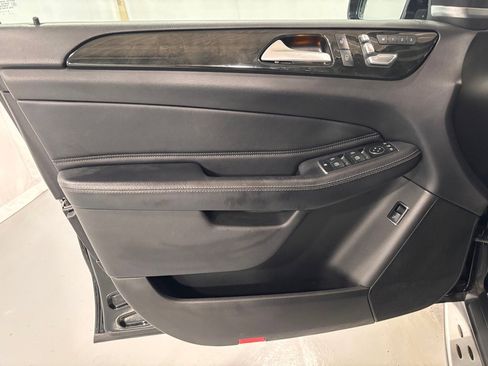 Used 2018 Mercedes-Benz GLE 350 350 4MATIC image 16