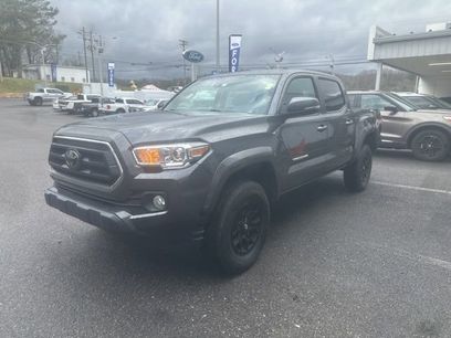 Used 2022 Toyota Tacoma SR5 w/ Technology Package