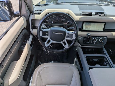 Used 2023 Land Rover Defender 110 SE AWD/4WD image 17