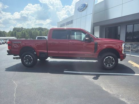 Used 2023 Ford F250 Lariat w/ Lariat Ultimate Package AWD/4WD image 4