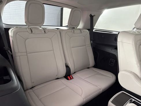 New 2025 Lincoln Aviator Reserve w/ Jet Appearance Package image 25