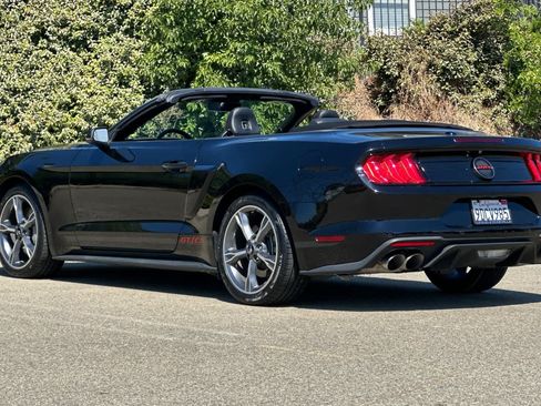 Used 2022 Ford Mustang GT Premium w/ Equipment Group 401A RWD image 6