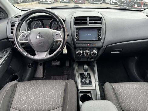 Used 2021 Mitsubishi Outlander Sport ES AWD/4WD image 16