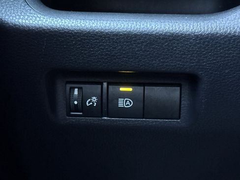 Certified 2023 Toyota RAV4 LE image 31