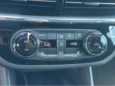 New 2026 Buick Envista Sport Touring w/ Convenience I Package FWD image 26