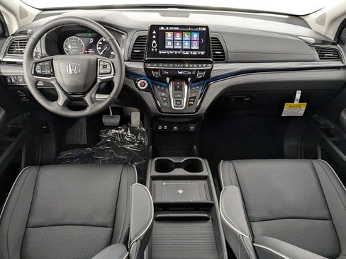 New 2026 Honda Odyssey Elite image 11