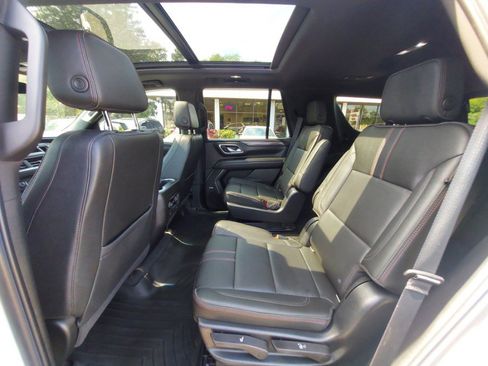 Used 2022 Chevrolet Tahoe RST w/ Luxury Package AWD/4WD image 9