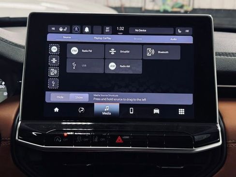 Used 2022 Jeep Compass Limited image 31