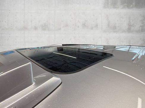 Used 2019 Cadillac Escalade Luxury image 23