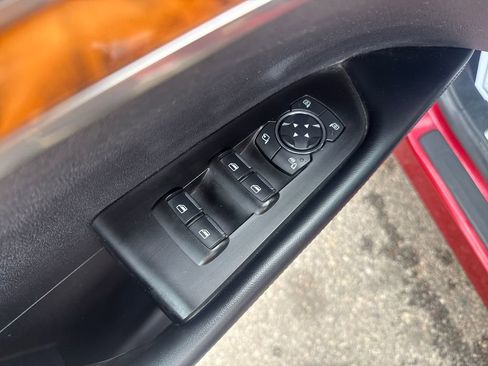 Used 2020 Lincoln Nautilus Reserve image 11