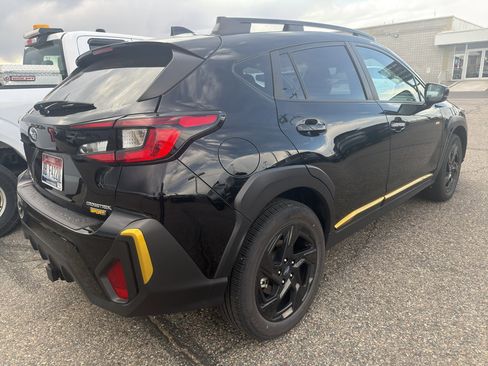 Used 2024 Subaru Crosstrek 2.5i Sport AWD/4WD image 3