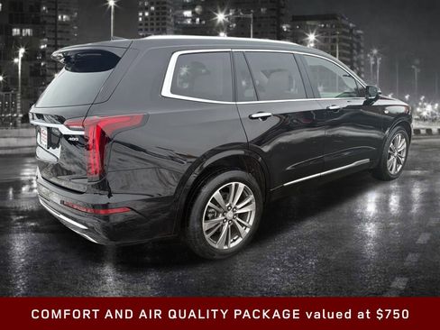 Used 2021 Cadillac XT6 Premium Luxury FWD image 6