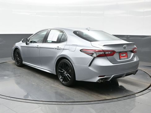 Used 2023 Toyota Camry XSE image 4