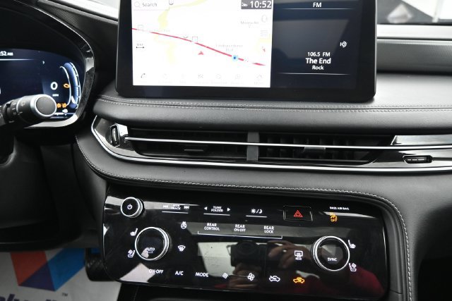 Used 2024 INFINITI QX60 Luxe w/ Cargo Package AWD/4WD image 15