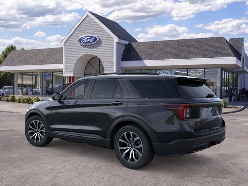 New 2026 Ford Explorer ST-Line AWD/4WD image 4