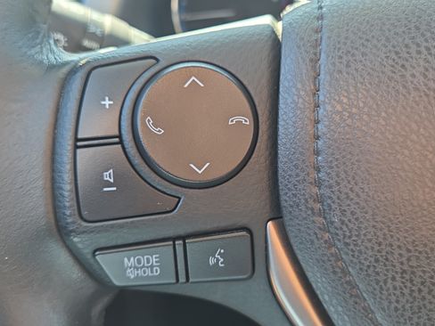 Used 2016 Toyota RAV4 Limited AWD/4WD image 23