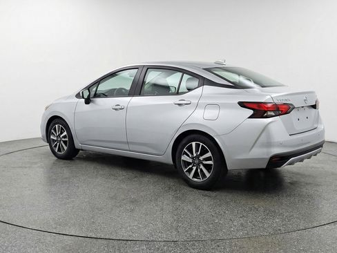 Used 2025 Nissan Versa SV FWD image 6