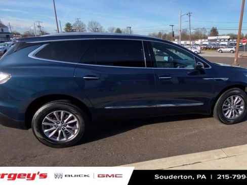 Certified 2023 Buick Enclave Essence image 10