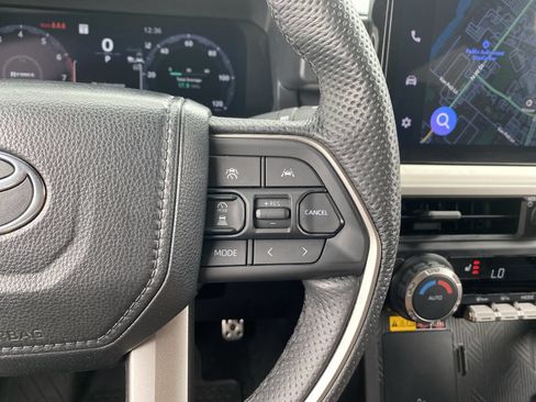 Used 2024 Toyota Tacoma TRD Sport w/ TRD Sport Upgrade Package RWD image 20
