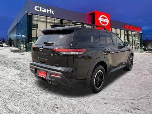 Used 2024 Nissan Pathfinder Rock Creek image 6