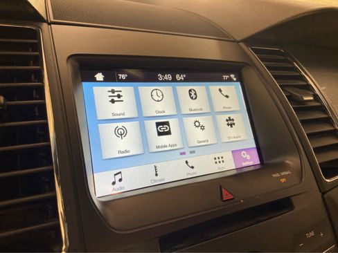 Used 2018 Ford Taurus SEL w/ Equipment Group 201A image 28