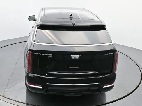 New 2025 Cadillac Escalade IQ Luxury 2 image 26