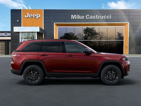 New 2026 Jeep Grand Cherokee Altitude image 21