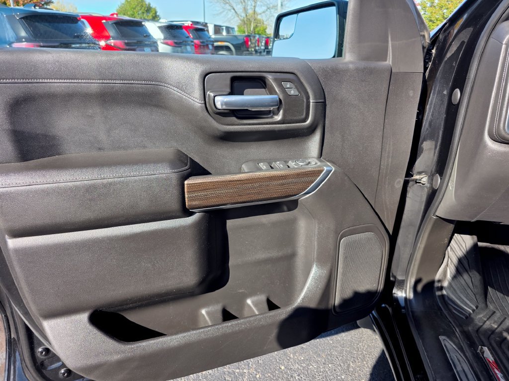 Used 2021 Chevrolet Silverado 1500 RST AWD/4WD image 11