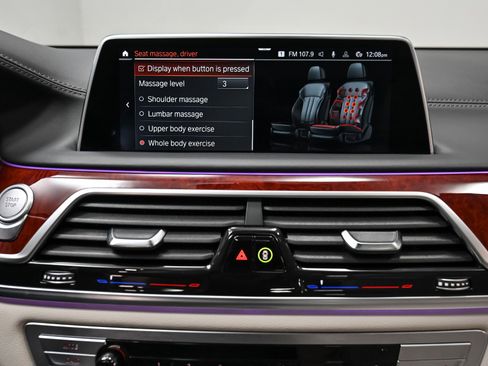 Used 2022 BMW ALPINA B7 xDrive w/ Luxury Rear Seating Package image 49