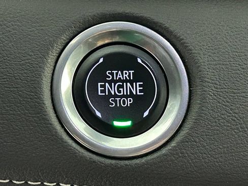 Used 2024 Cadillac Escalade Sport w/ Touring Package AWD/4WD image 28