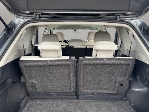 Certified 2020 Volkswagen Tiguan SE image 31